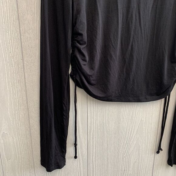 Project Social T Aubrey Ruched Side Long Sleeve Top Black Size Medium NWT - Picture 3 of 6
